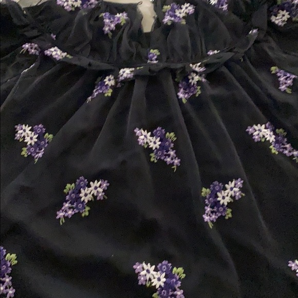 Beautiful MIchael Kors top - Picture 3 of 4